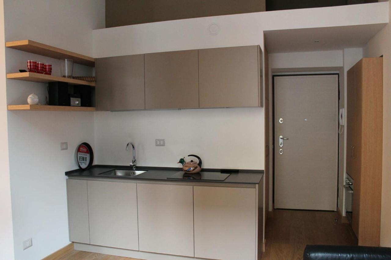 Goldoni77 - 3Mins From Dateo Station Milan Exterior photo